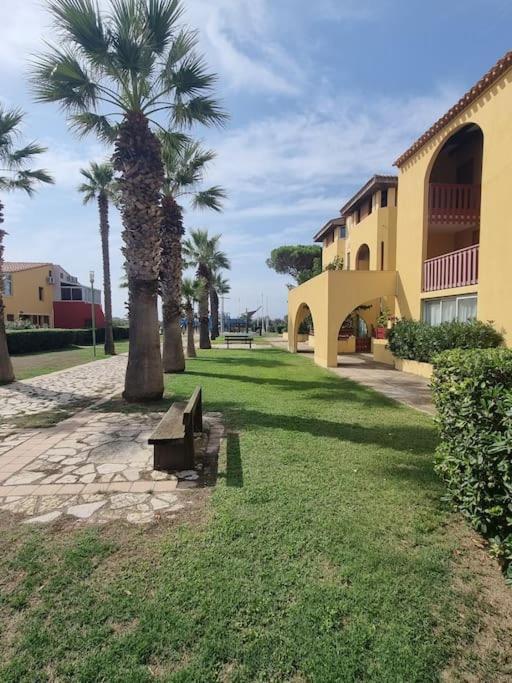 Studio De 23 M2 Avec Jardinet 400M De La Plage Le Barcarès Exterior foto